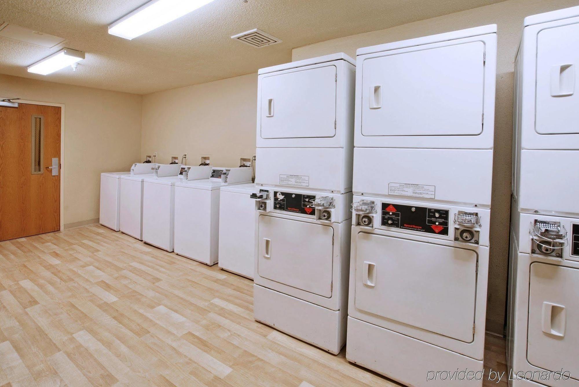 Extended Stay America Suites - Cincinnati - Blue Ash - Kenwood Road Esterno foto