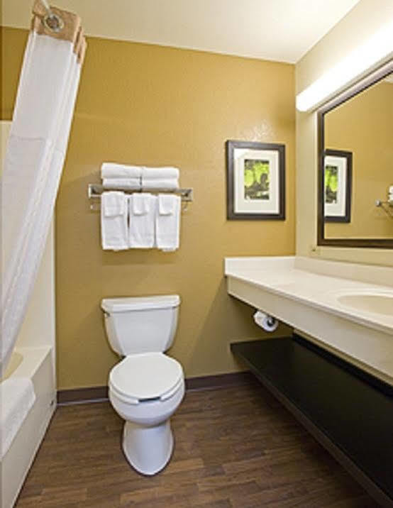 Extended Stay America Suites - Cincinnati - Blue Ash - Kenwood Road Esterno foto